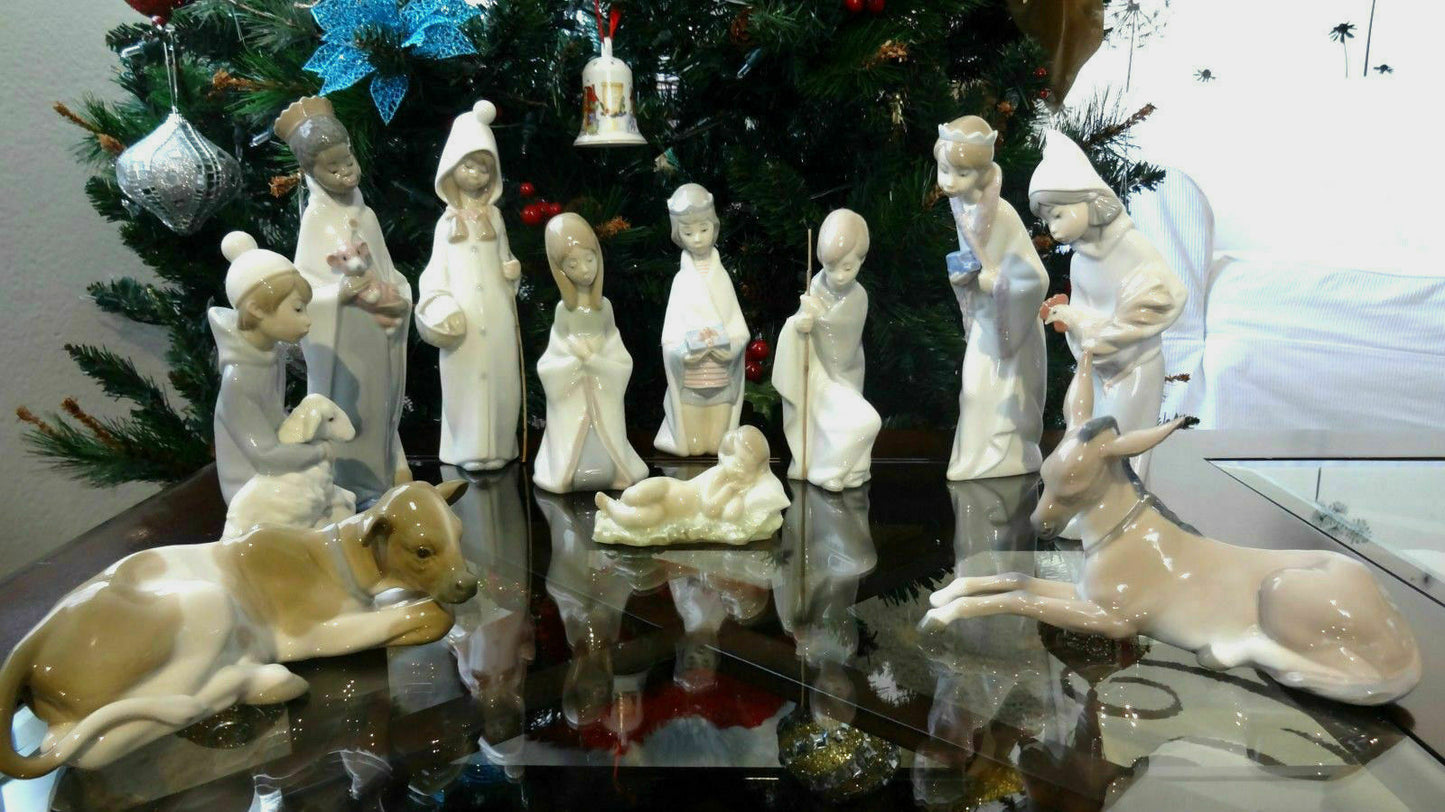 LLADRO CHILDREN'S NATIVITY *** Mint **Retail$2400