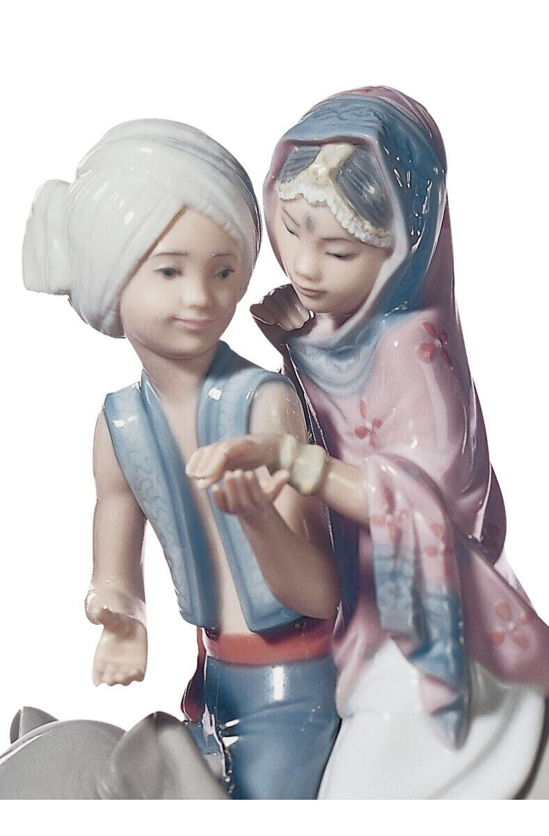 Lladro Hindu Children Figurine 01005352