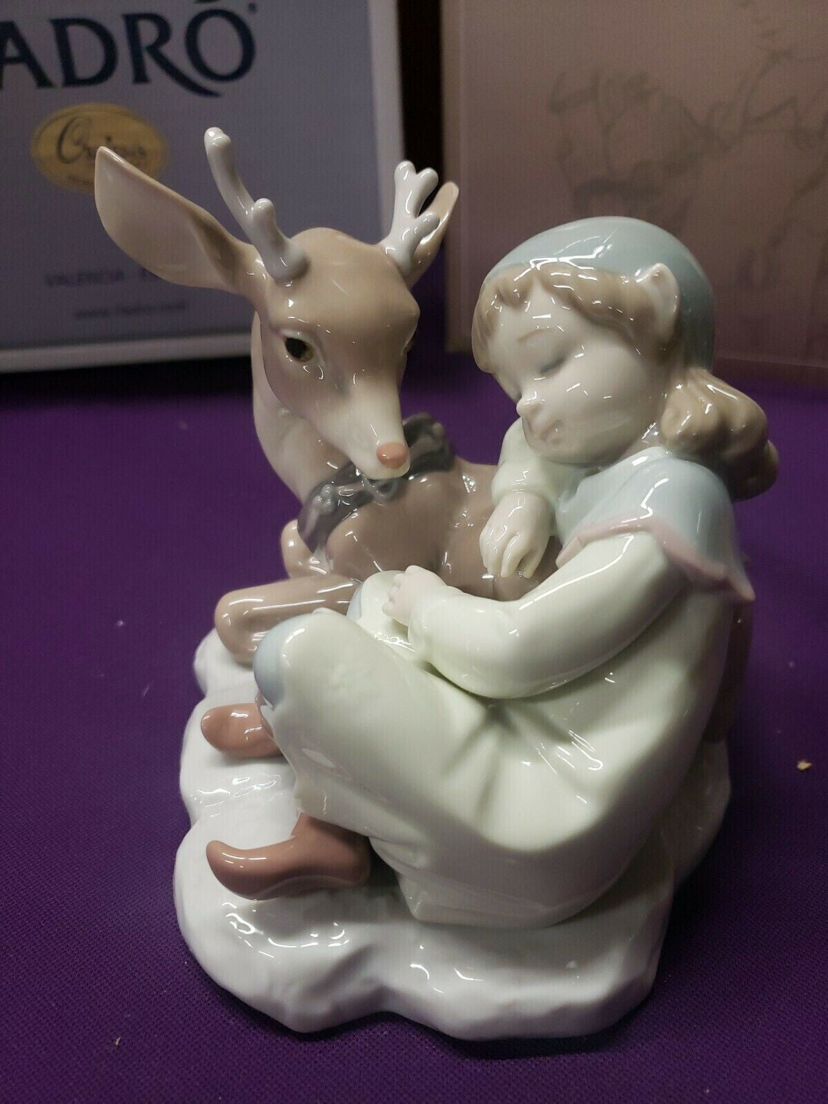 LLADRO RETIRED "A Well Earned Rest" Mint Condition Little Girl Elf & Reindeer