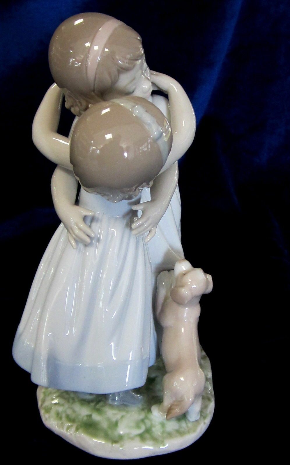 LLADRO FIGURINE - GIVE ME A HUG*** GIFT***$695