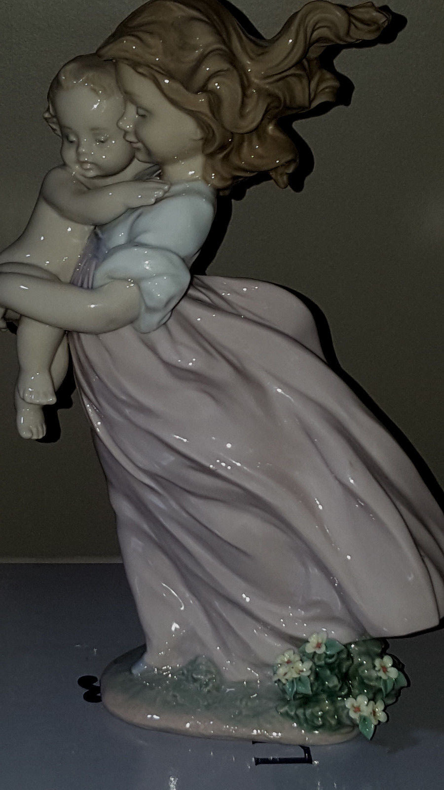 LLADRO PLAYING MOM, MINT IN BOX ***RETAIL$575***CHRISTMAS GIFT***