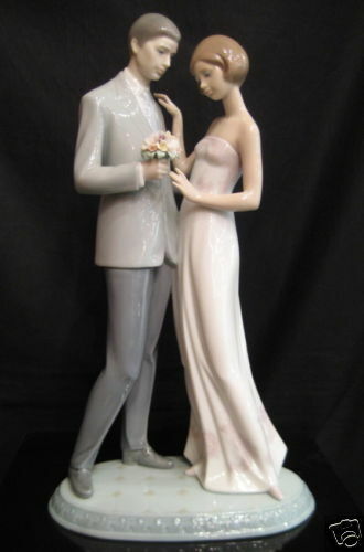 LLADRO**** DECLARATION OF LOVE*** $795