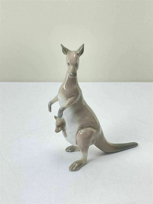 Lladro Kangaroo Canguro Hembra ** Pristine**