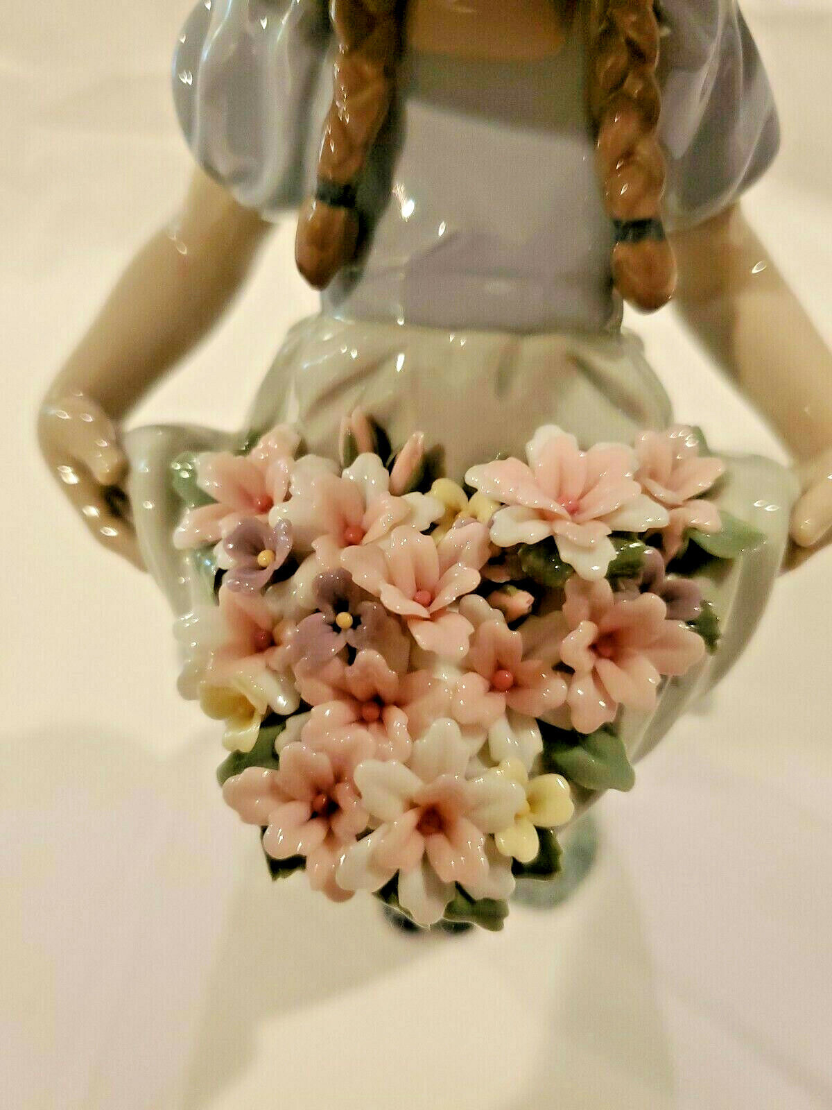 LLADRO #6756 BOUNTIFUL BLOSSOMS. NEW IN BOX - RETAIL$795 **Christmas Gift***