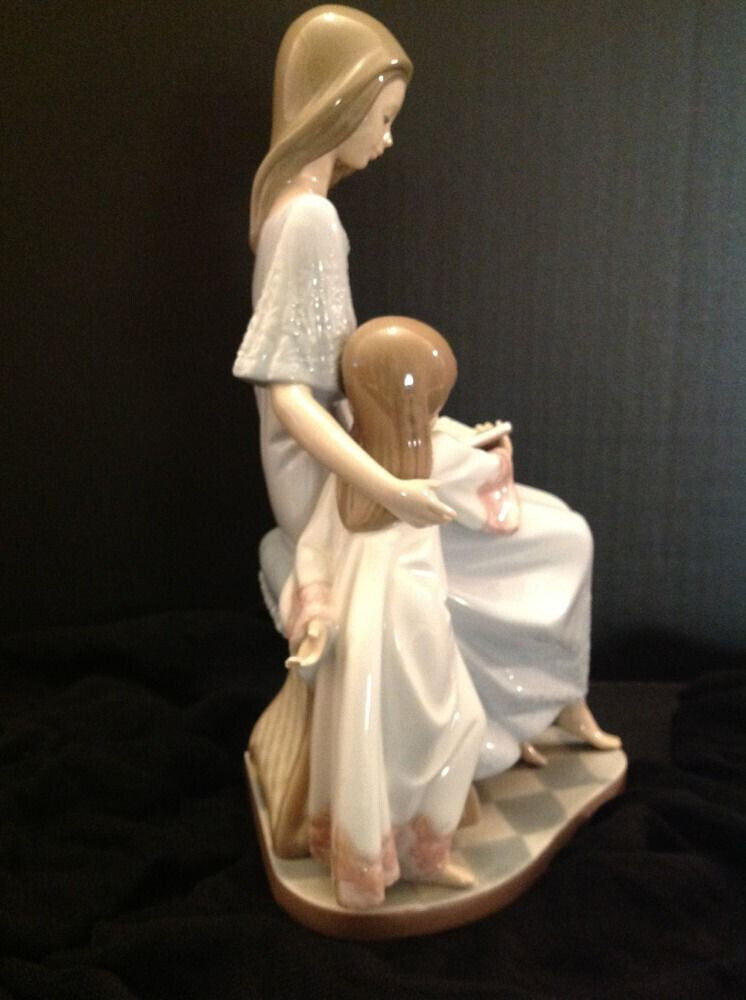 Lladro Figurine ***Mothers Day ***Bedtime Story, (5457) 10.2" MIB