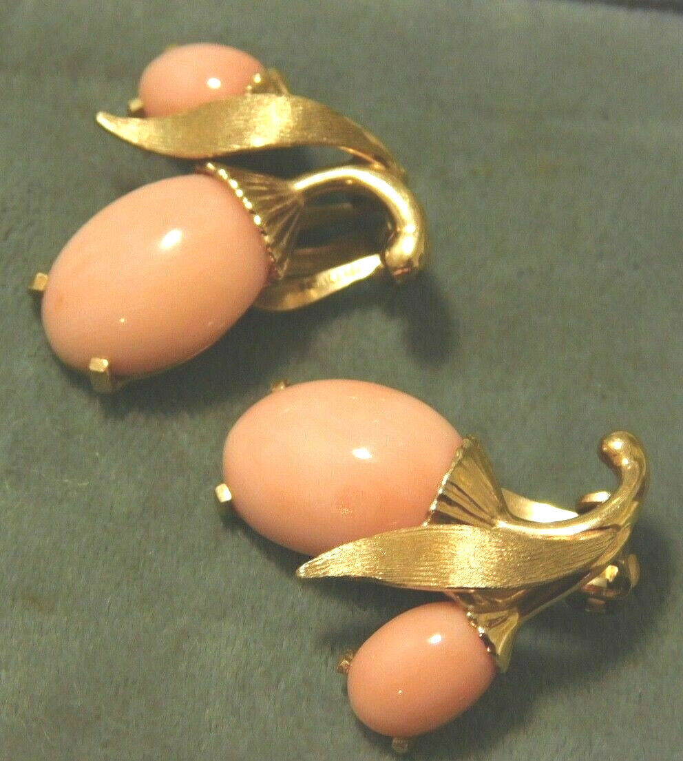 Jewelry *Angel Skin Coral Cabochon 14k Yellow Gold Clip on Earrings *8 grams