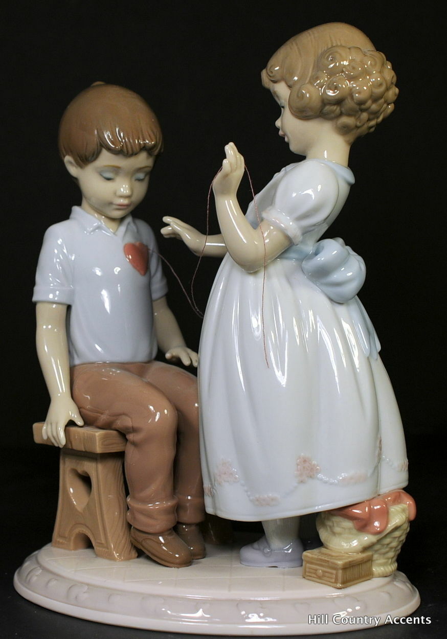 LLADRO ** WITH ALL MY HEART** IN ORIGINAL BOX $695 ***VALENTINES DAY GIFT