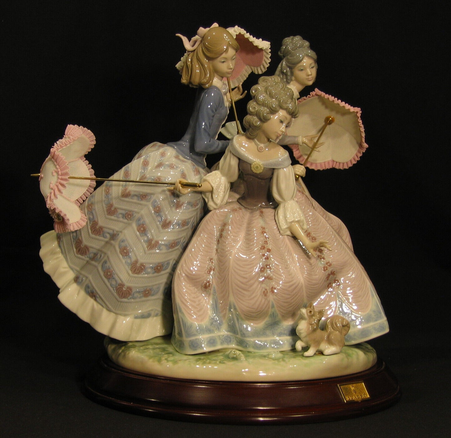 Lladro Three Sisters Figurine ** New in Original Box*** Rare Find