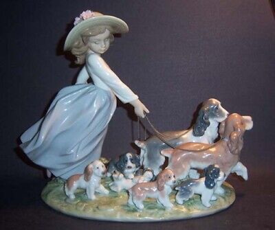 LLADRO *****PUPPY PARADE**** GIRL WITH DOG FIGURINE Retail$1599