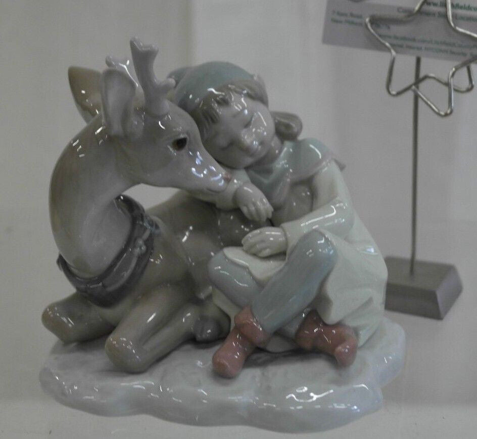 LLADRO RETIRED "A Well Earned Rest" Mint Condition Little Girl Elf & Reindeer